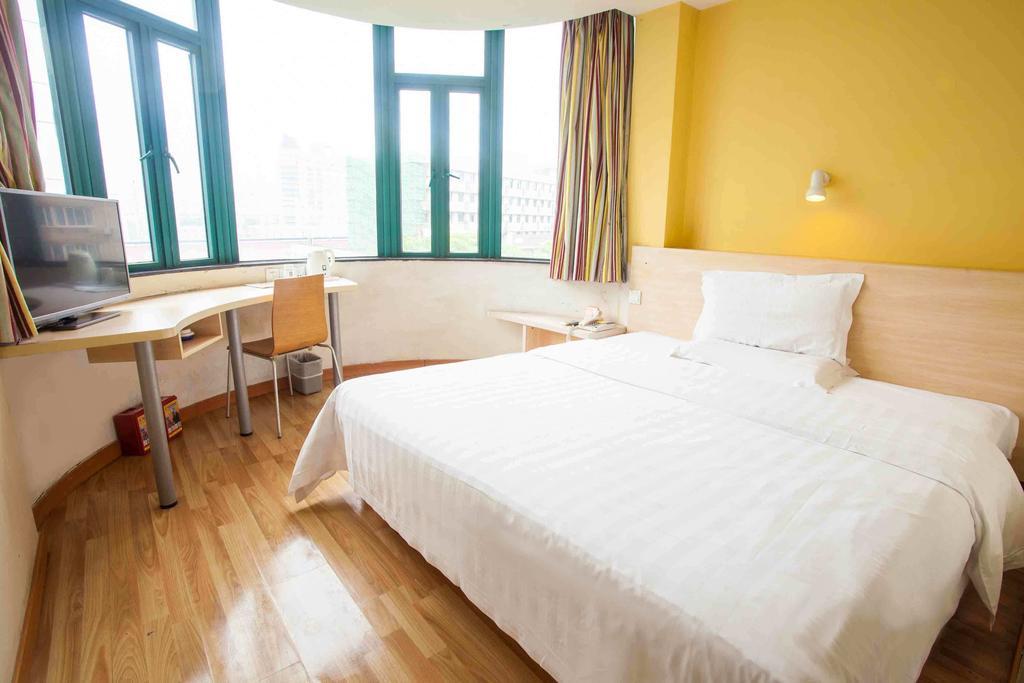 7Days Inn Sanqiao Hou Ba Guiyang (Guizhou) Quarto foto
